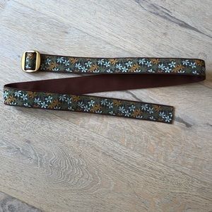 Bison Designs Floral Print Belt size L